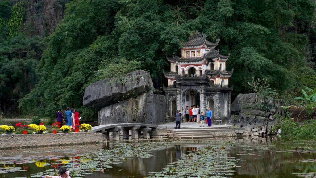 Bich Dong Pagoda