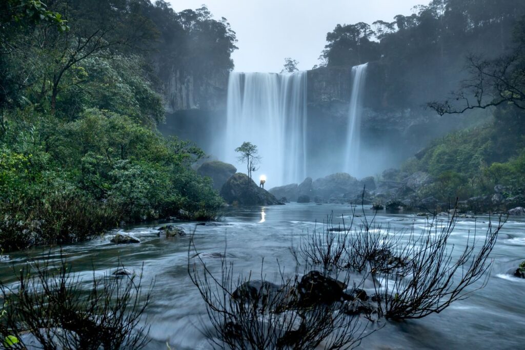Silver Waterfall